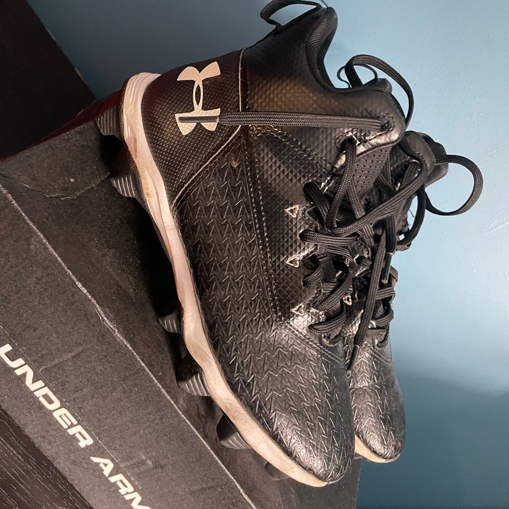Football cleats